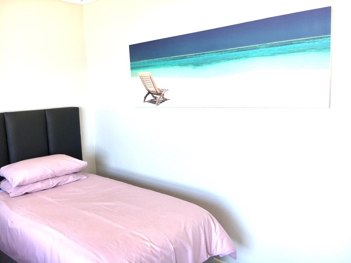 Hightide Apartment Amanzimtoti Zewnętrze zdjęcie